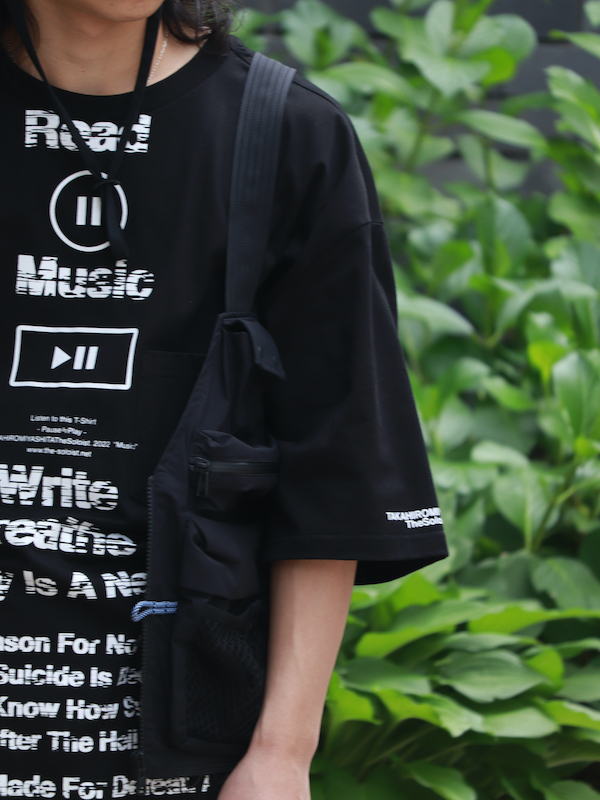 sc.0110SS22 oversized s/s t. （kiss）