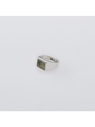 XOLOiVjXOR045-2 Signet Ring with Flower/White