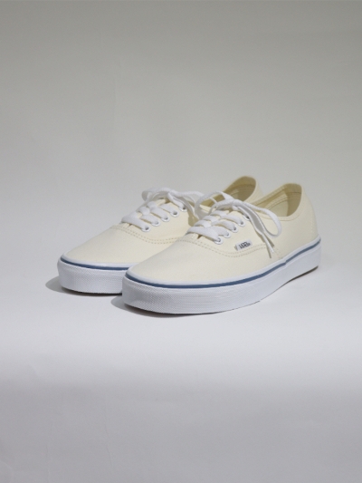 VANSioYjVN000EE3WHT Authentic