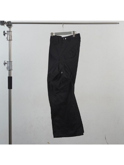 NVRFRGTilo[tH[QbgjNF242P02 3D TWISTED CARGO PANTS