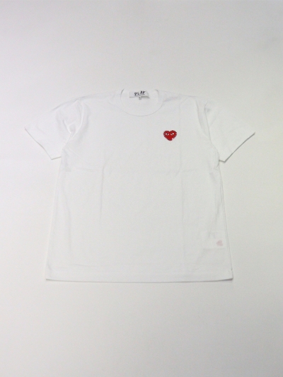 PLAY Comme des Gar&#231;onsivC RfM\jAX-T801-051 T-SHIRT RHINESTONE EMBLEM RHINESTONE HEART