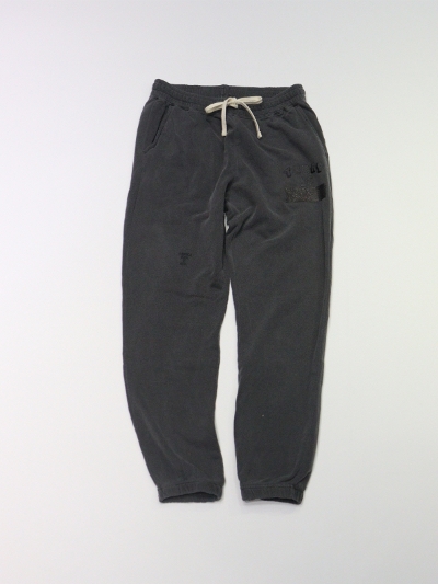 TODAY editionigDfCGfBVj24-3RD-04 TODAY ALPHABET #05 Sweat Pants