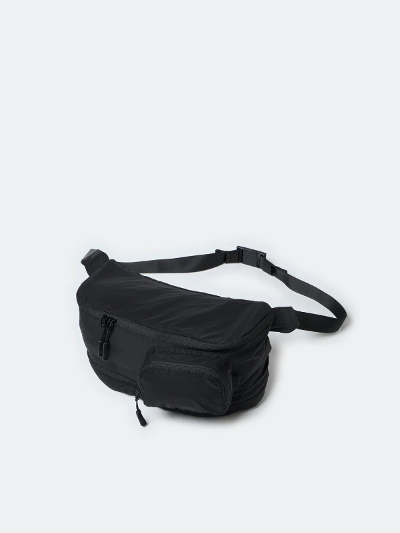 DAIWA PIER39i_CsA 39) BB-34025 TECH TRAVEL EXPAND FANNY BAG