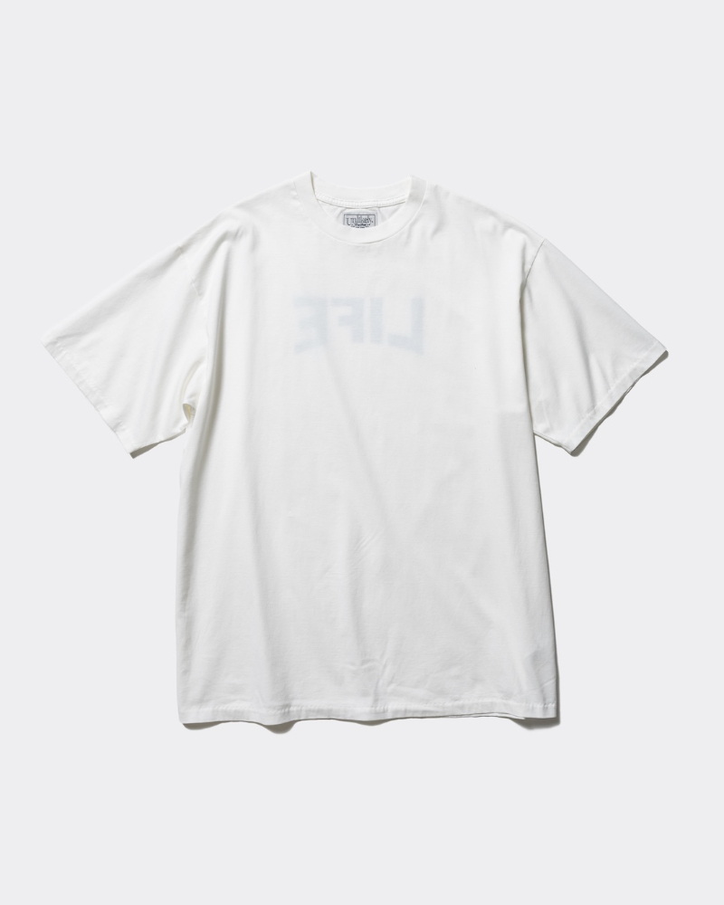 Unlikely(�A�����C�N���[) U26S-04-0004 Unlikely Lt Weight Tee "LIFE"