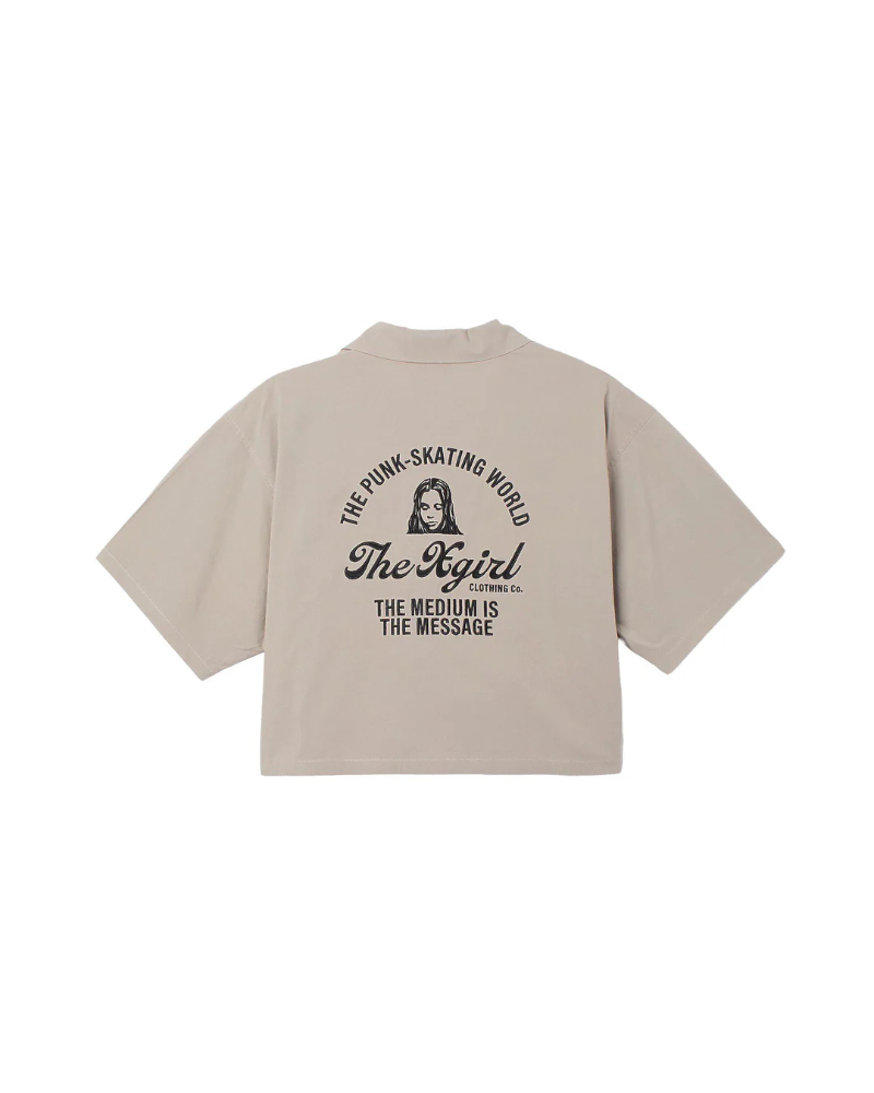 X-girl�i�G�b�N�X�K�[���j105262014008 ARCH LOGO AND FACE OPEN COLLAR CROPPED SHIRT