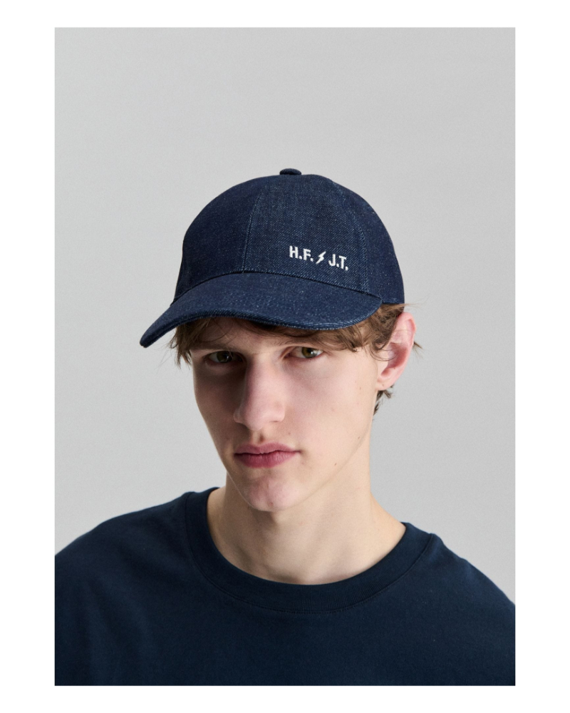 A.P.C.�i�A�[�y�[�Z�[�j24265109100 	A.P.C. FRGMT. Rabbit �L���X�P�b�g