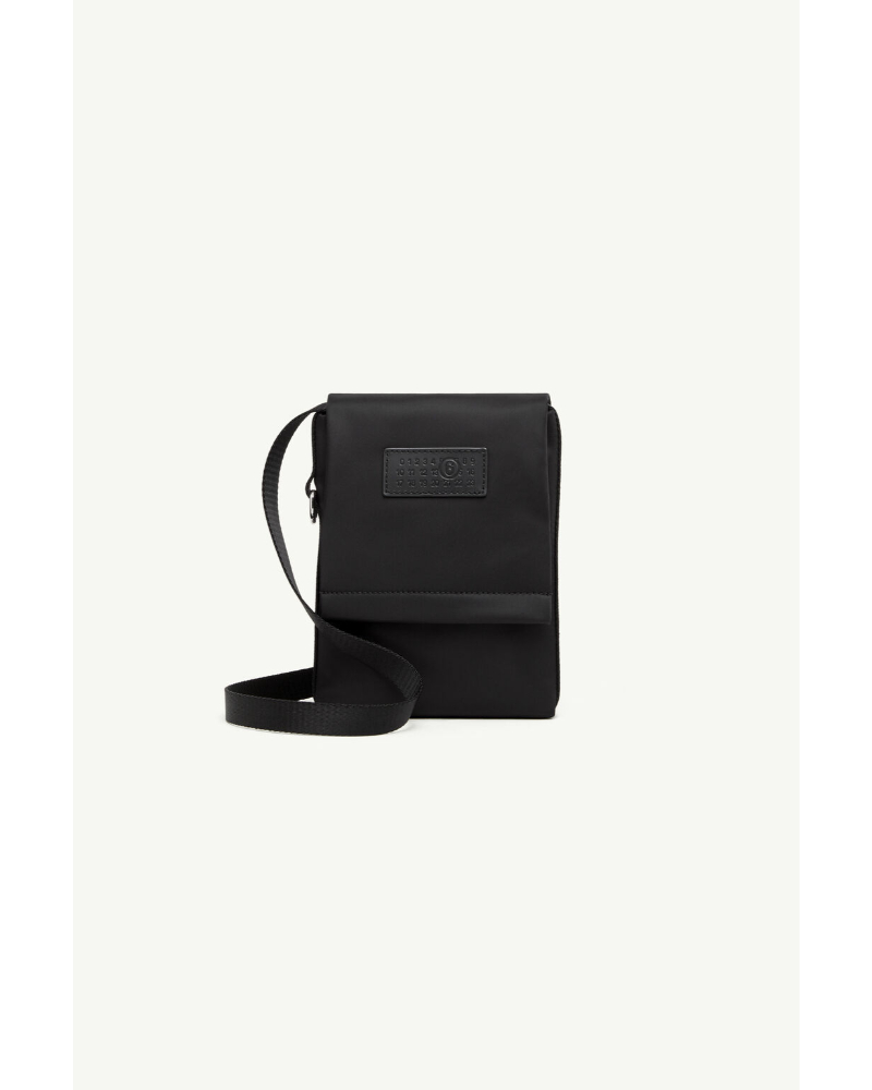 MM6 Maison Margiela�i�G���G��6 ���]���}���W�F��) SB5WG0039P8504 �X���[�� �i�C���� �N���X�{�f�B�o�b�O